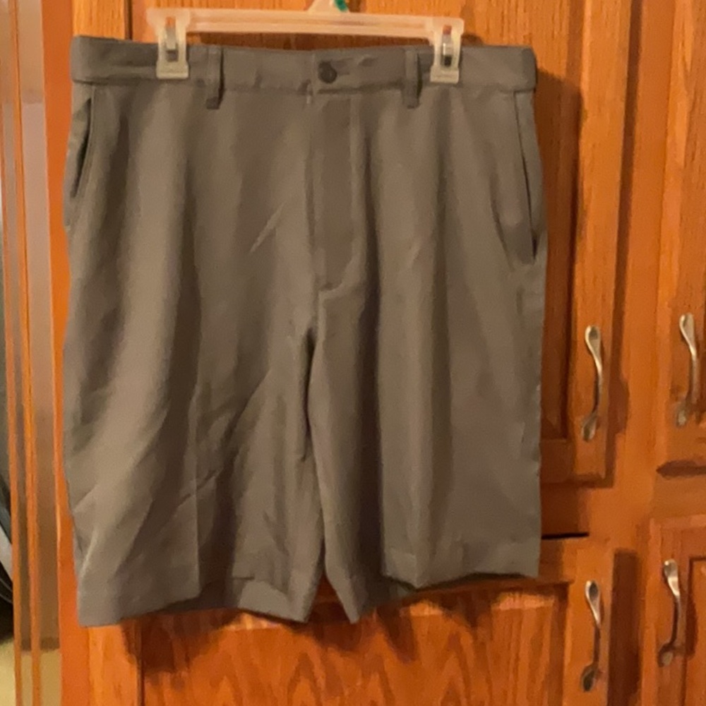 Gently used sage green PGA shorts size 34 men’s